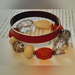 Set Of 2 Bracelets One Bangel One Stretchy